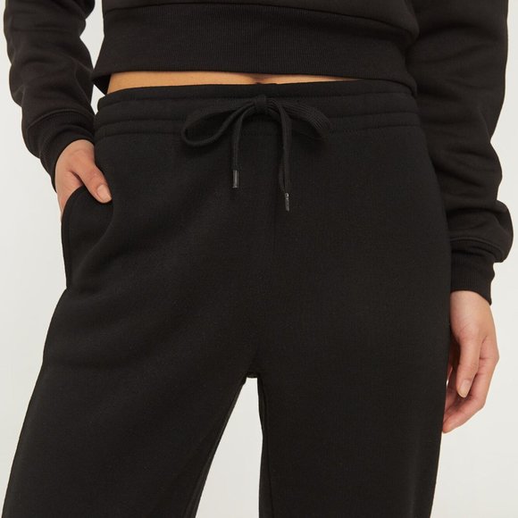 $5 Add-on | Soft high waist joggers black (size M) - Picture 10 of 12
